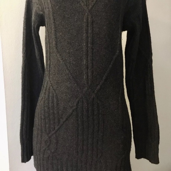 C By Bloomingdales Women Wool/Cashmere Cable-Knit Turtleneck Dark Gray Sweater S - Picture 2 of 10